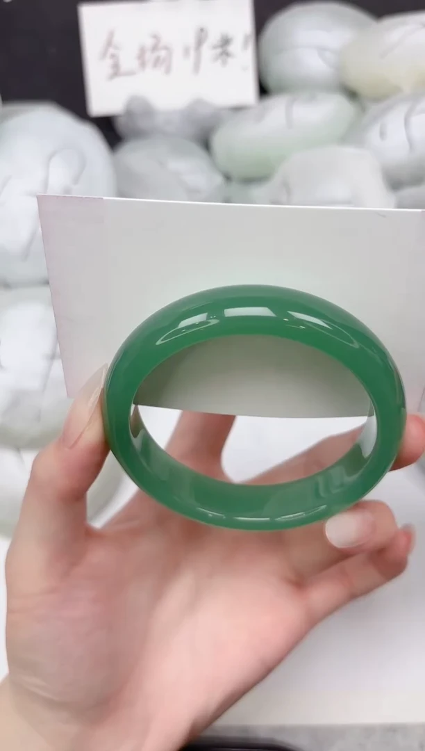 未镶嵌手镯石英质玉249-57.2