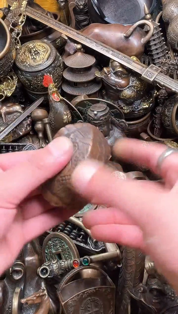 精美铜器点击下单