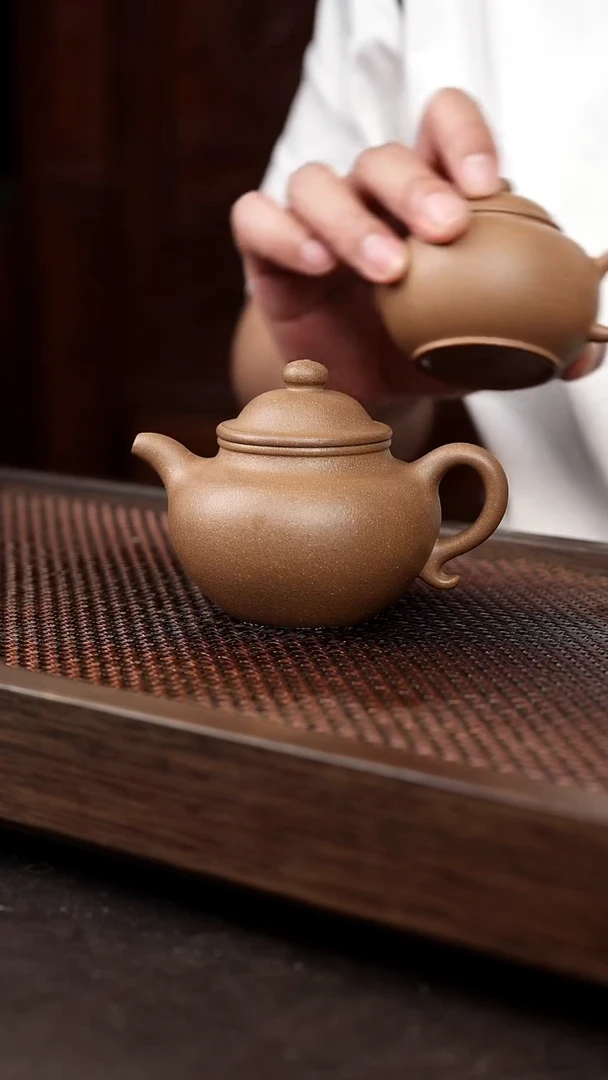 茶壶紫砂芝麻绿莲子