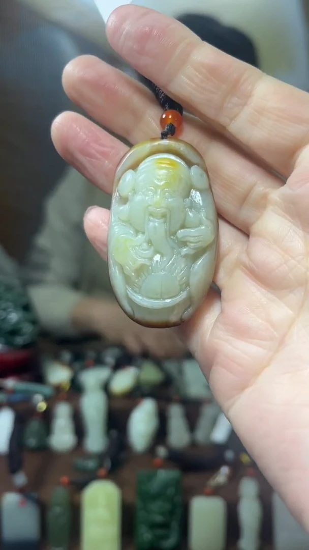 颈饰未镶嵌和田玉`