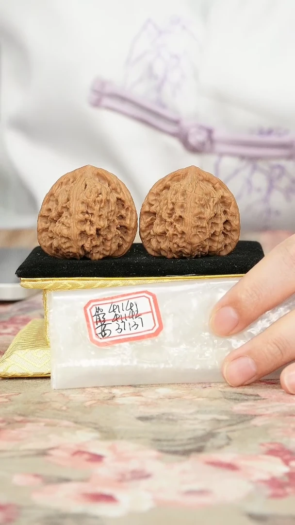 把件文玩核桃赵喜满南将石