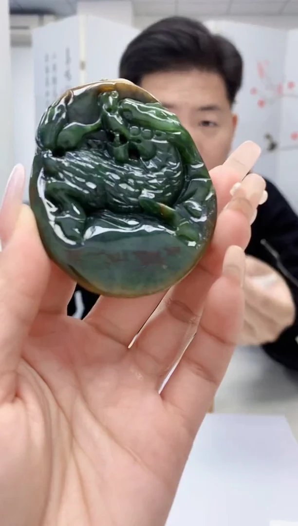 【闪购商品】定制翡翠未镶嵌4917lr-毛货挂件72