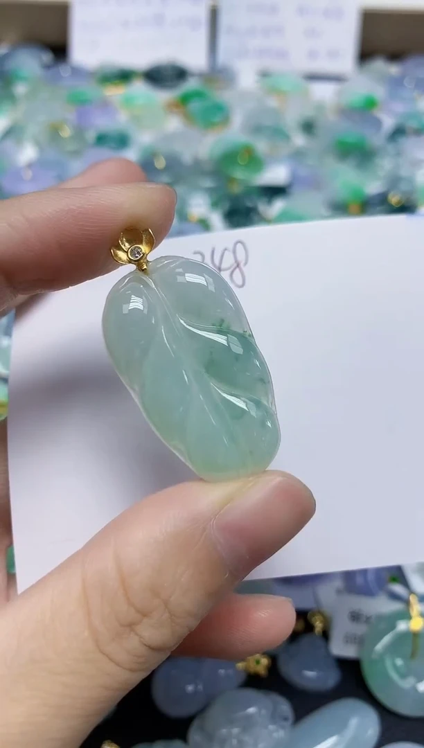 翡翠未镶嵌颈饰天然缅甸翡翠A货