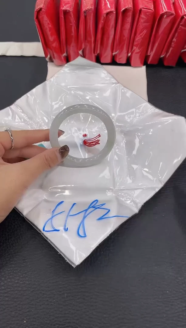 【闪购商品】翡翠手镯未镶嵌手镯