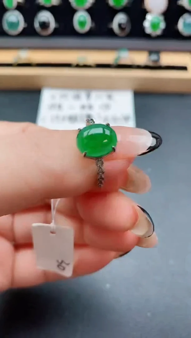 银S925镶嵌戒指翡翠1