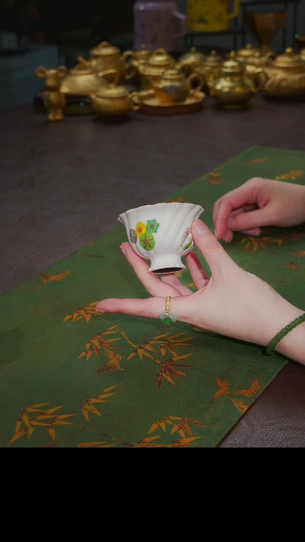 杯【宜景窑珍珠白鎏金系列】丁香花