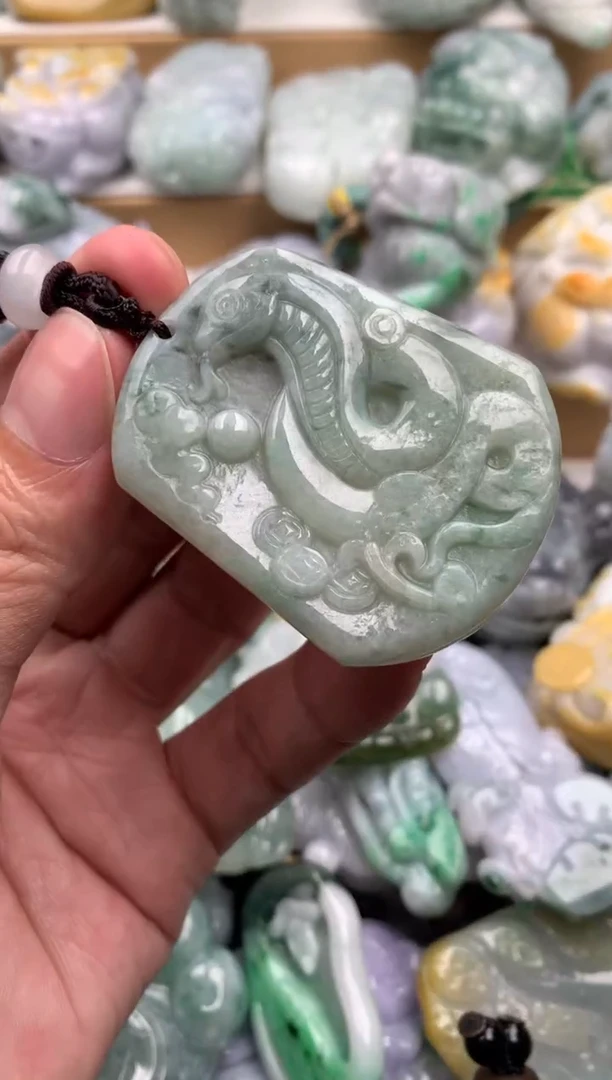 吊坠(不含链)未镶嵌翡翠1