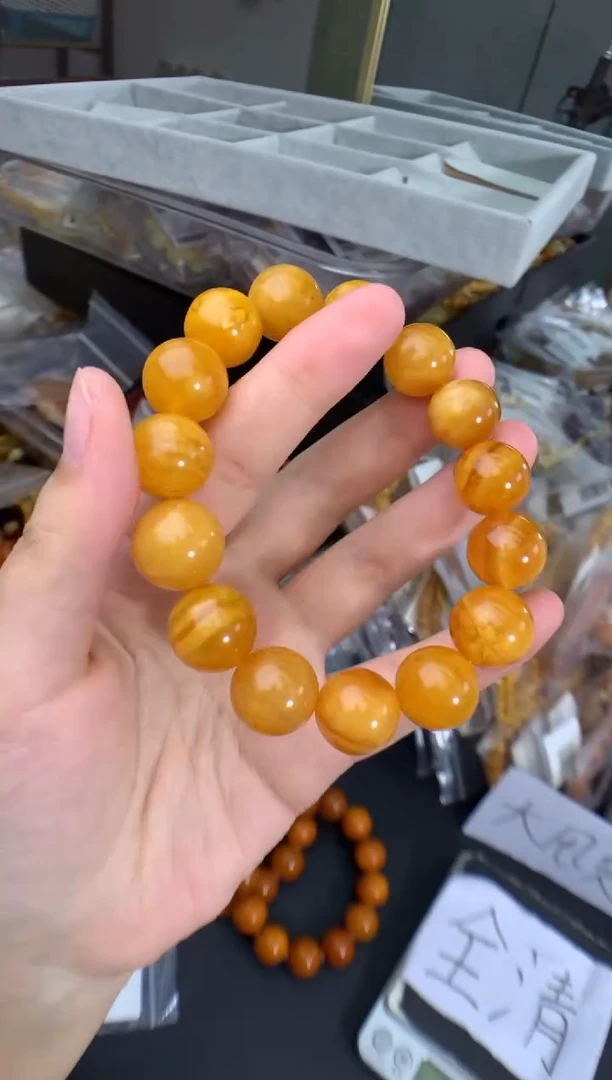 琥珀未镶嵌珠宝奇石1