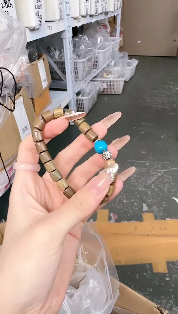 维腊木（绿檀）无事牌A-Z580045