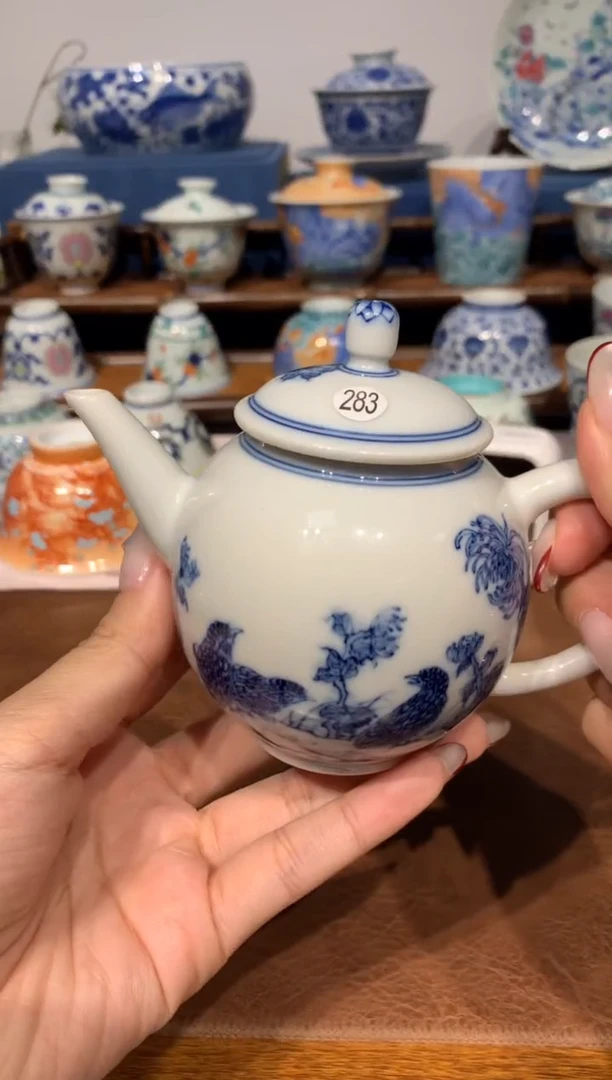【闪购商品】摆件283青花安居乐业的壶微瑕