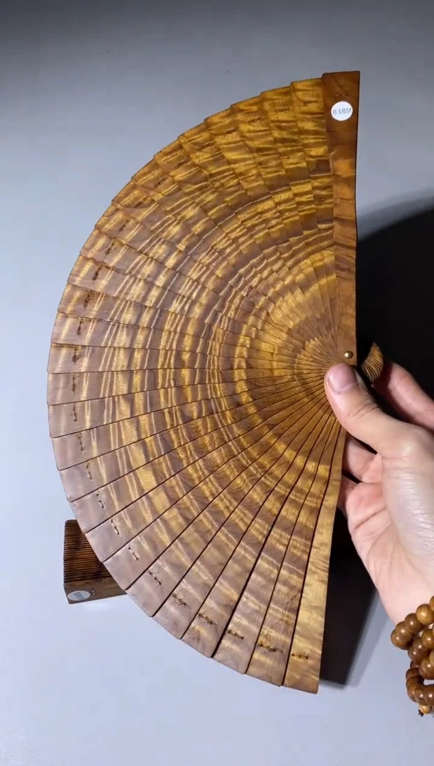 【闪购商品】金丝楠木艺838号18cm精品金丝楠扇子