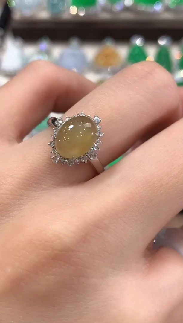 18K金镶嵌戒指翡翠q60