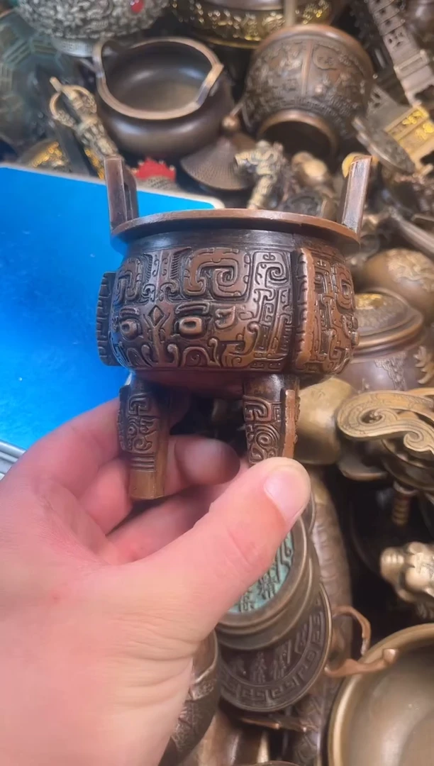 精美铜器点击下单