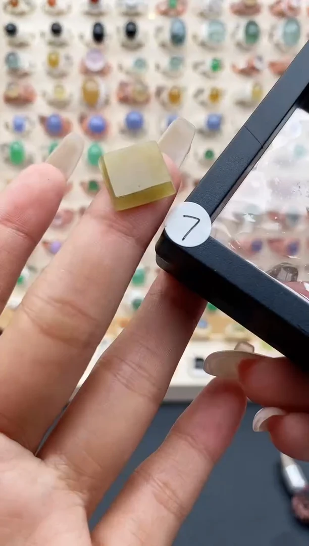 【闪购商品】翡翠裸石天然A货翡翠111  3+7