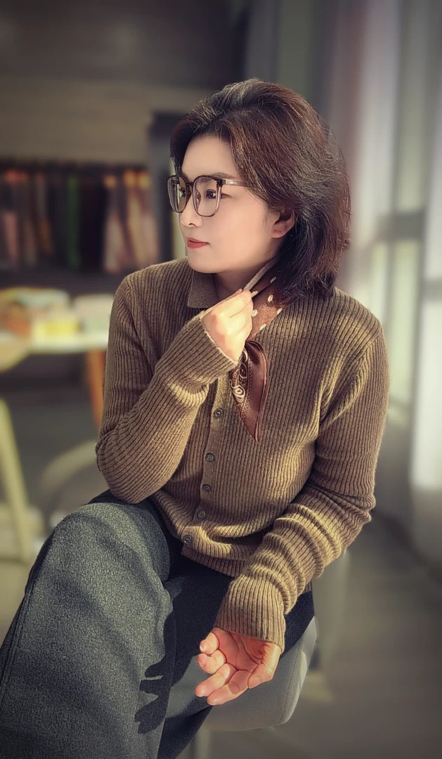 山羊绒针织翻领衬衫