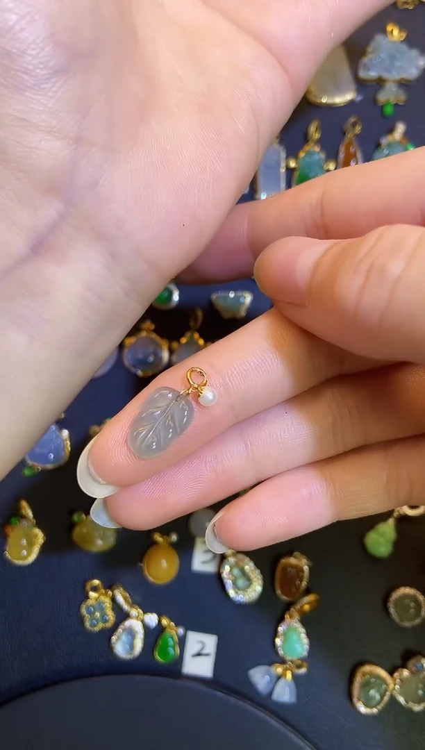 吊坠(不含链)18K金镶嵌翡翠天然A货翡翠
