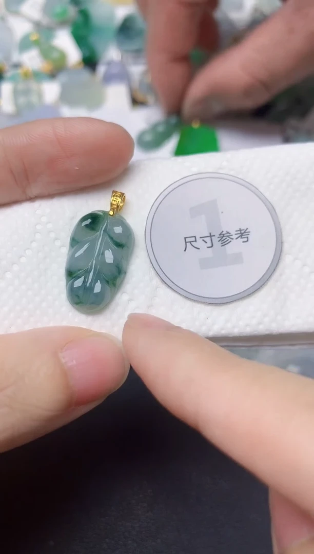 颈饰未镶嵌翡翠天然缅甸A货翡翠