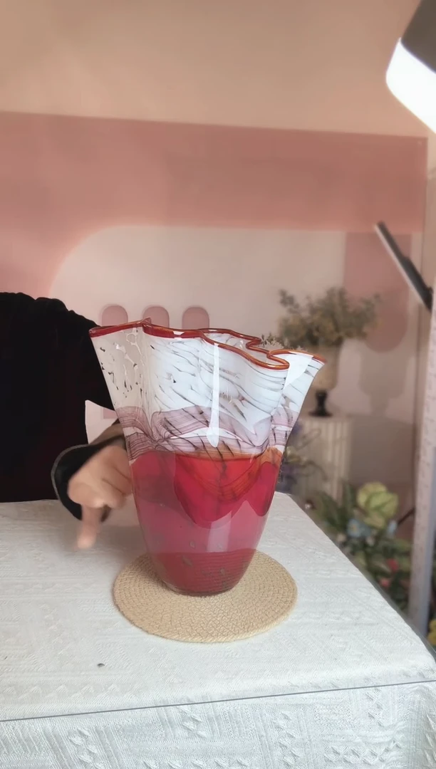 143直播玻璃花瓶