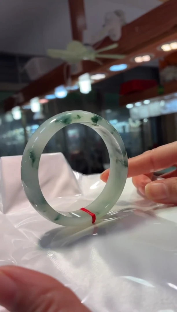 未镶嵌翡翠手镯定制翡翠意向金2w