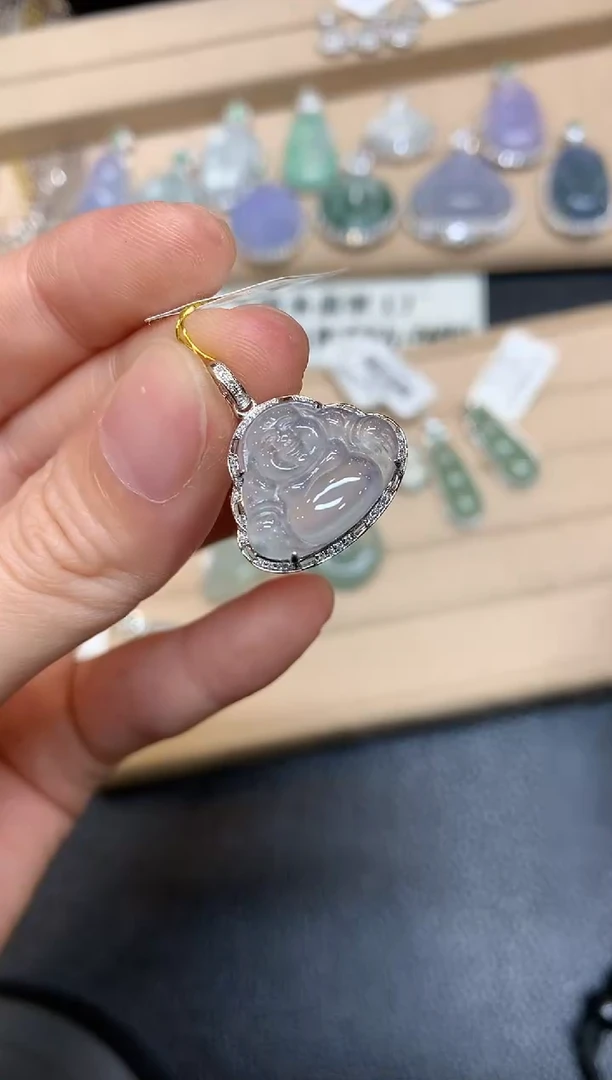 【闪购商品】翡翠颈饰18K金镶嵌佛公【无服务费】多样性发其一