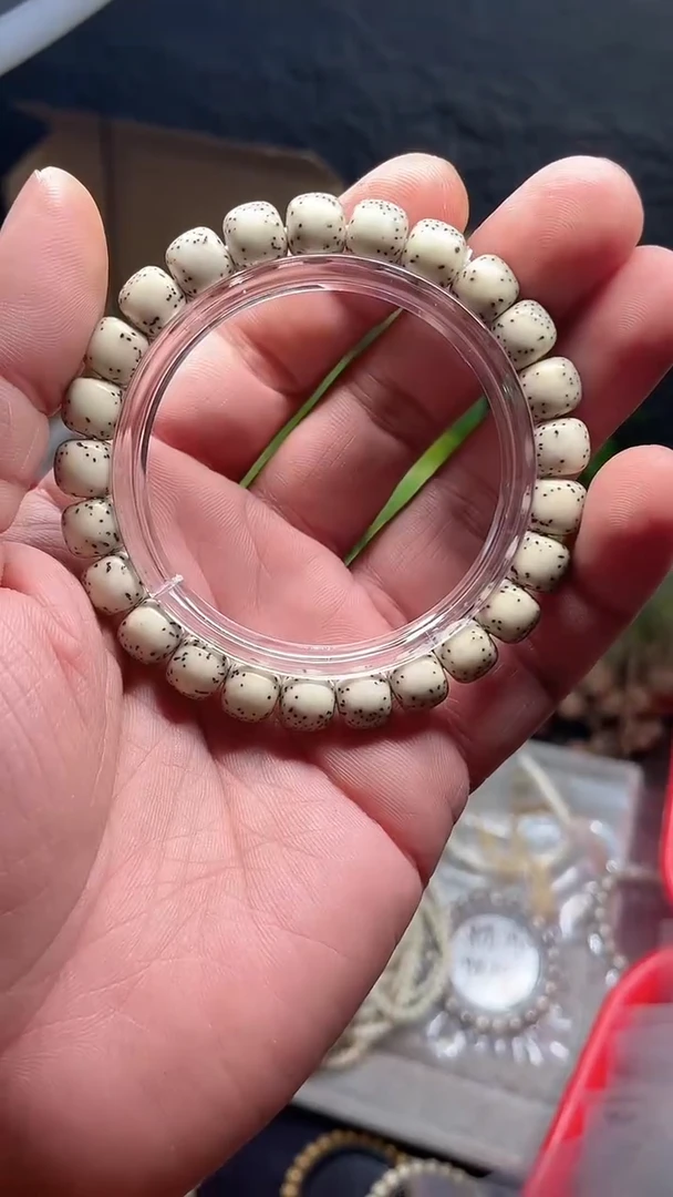 星月菩提手串海南星月菩提《*39》9X8单圈