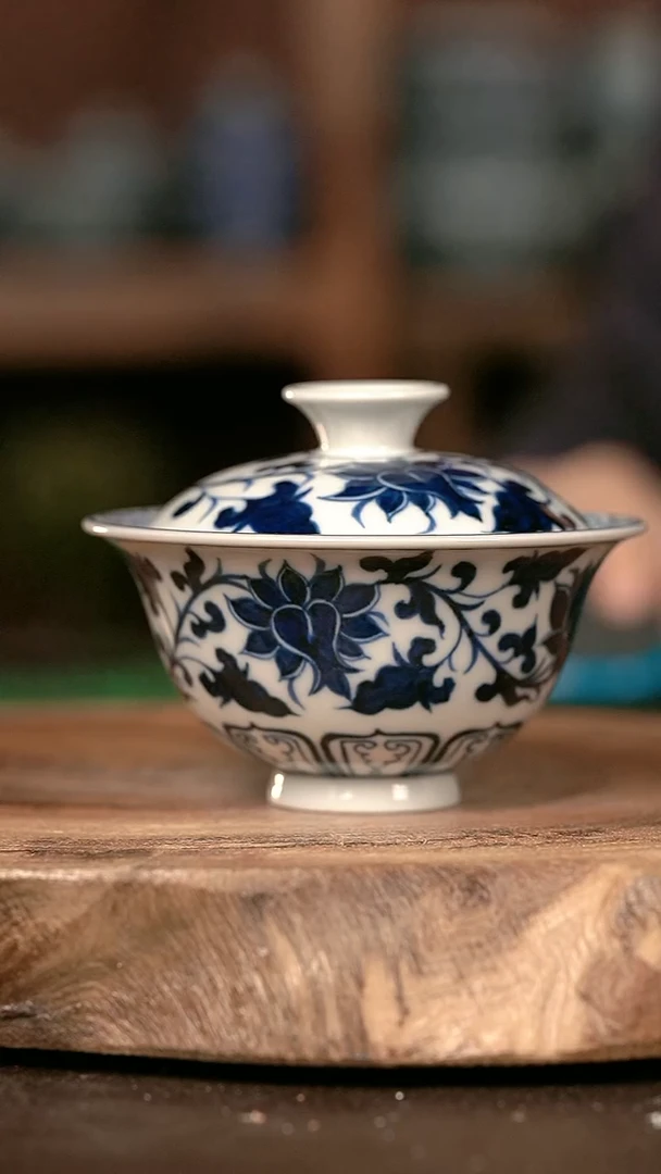 手绘手绘高温现代瓷 气 缠枝莲 小元宝100c