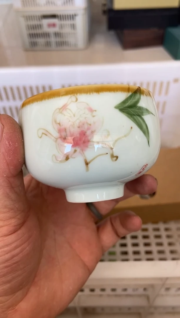 杯无运费险有瑕疵的摄影的产品有使用过的痕迹有点脏介意勿拍