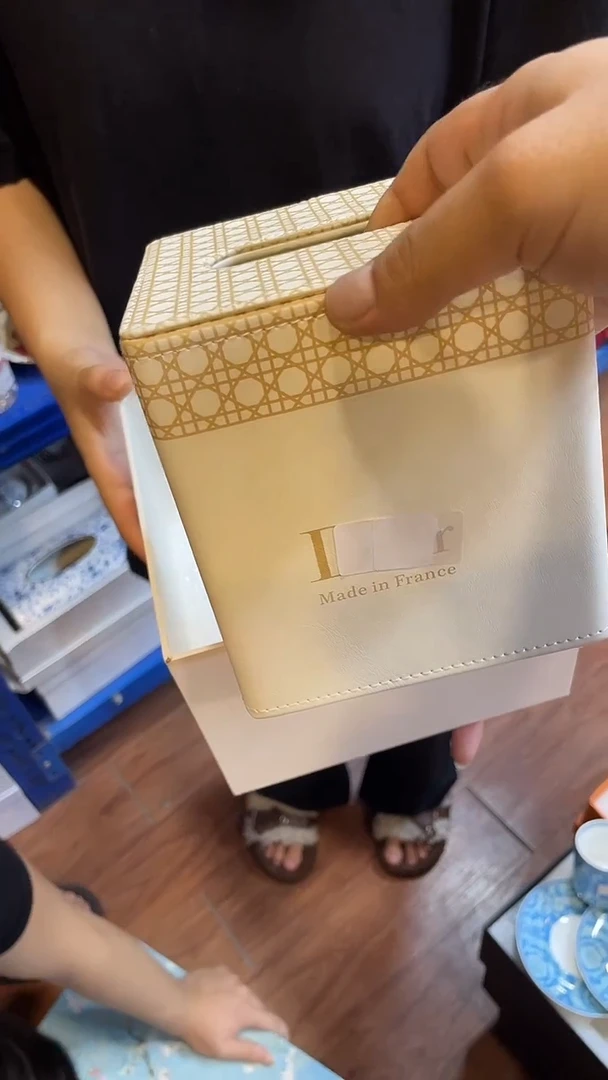 杯鸿辉家品牌瓷器，京东包邮！