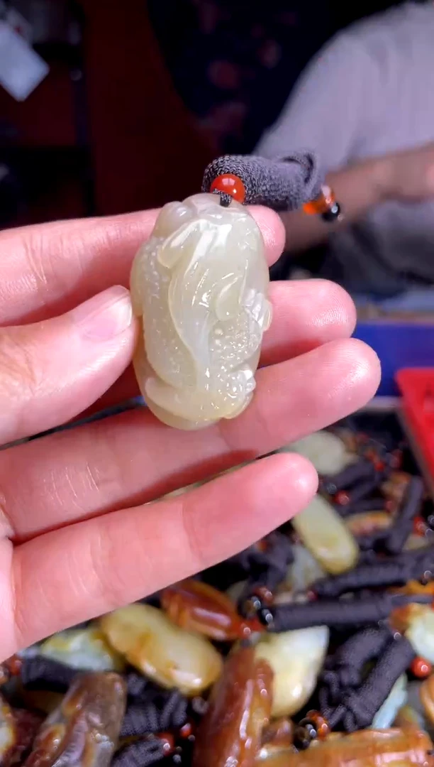 和田玉未镶嵌挂件1