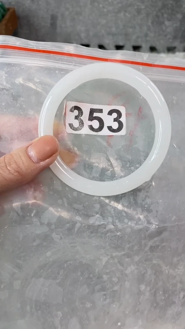 【闪购商品】石英质玉手镯未镶嵌6162+353