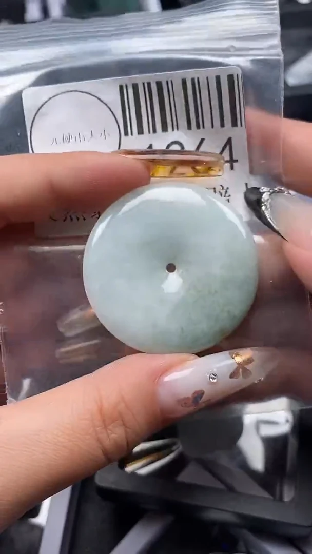 吊坠(不含链)未镶嵌翡翠1264