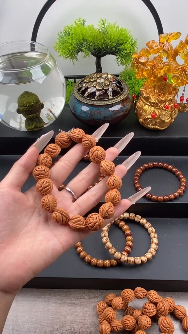 紫金鼠手串龙纹核桃44号