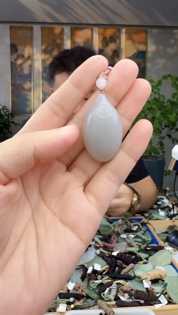 未镶嵌和田玉挂件拍一发一