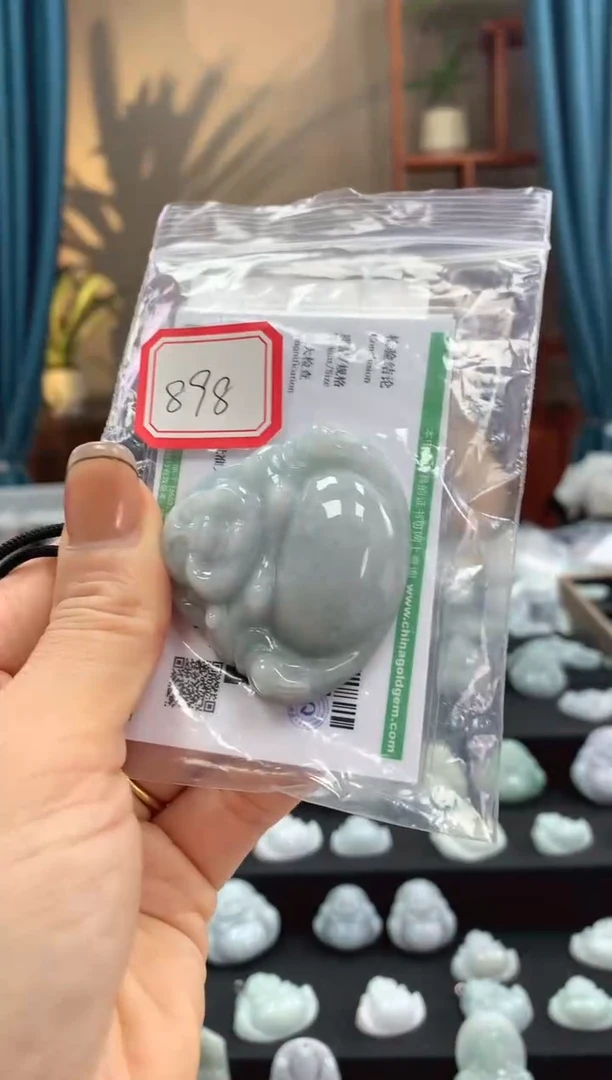翡翠未镶嵌颈饰佛公898
