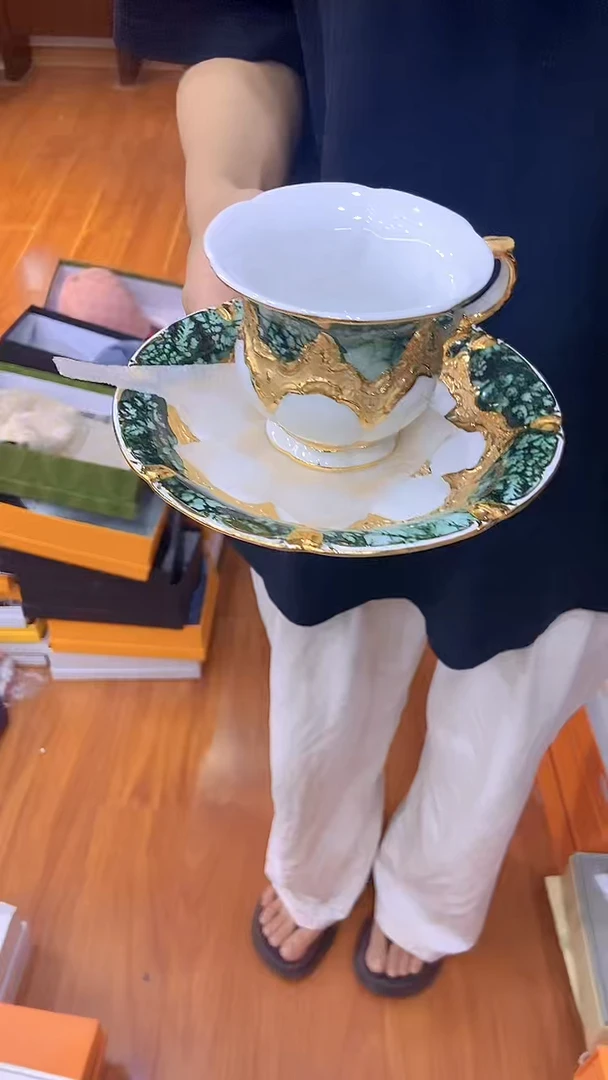 杯鸿辉家品牌瓷器，京东包邮！