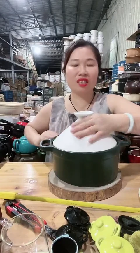 底部瑕疵绿锅送盖子