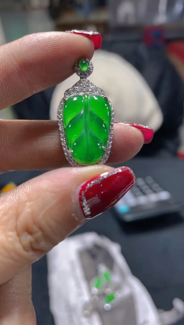 【闪购商品】定制翡翠未镶嵌天然A货翡翠假一罚四（多样性）