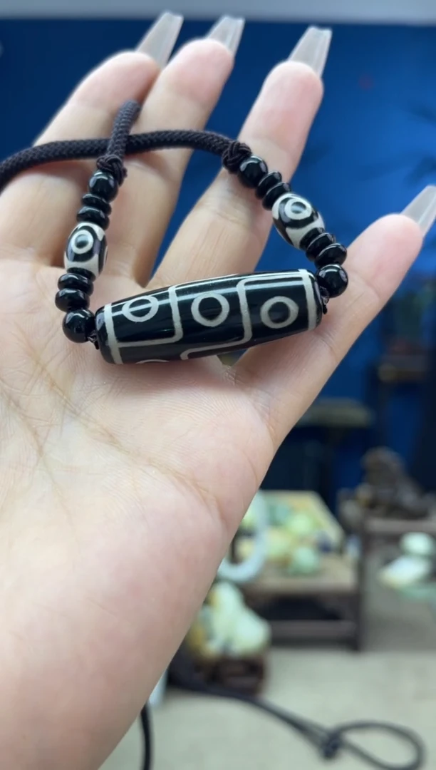 和田玉未镶嵌颈饰1