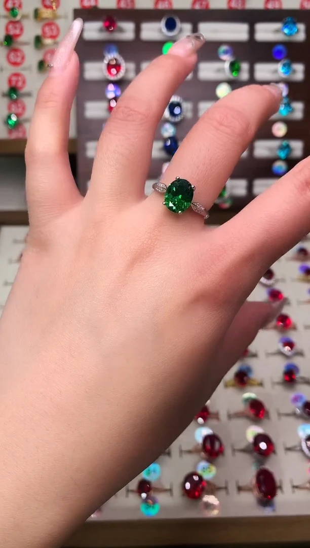 银S925镶嵌透辉石戒指8*10 银托