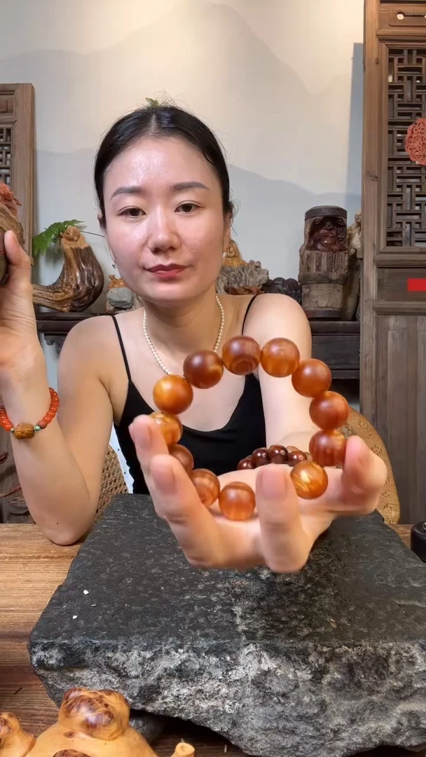 摆件小**?78978978