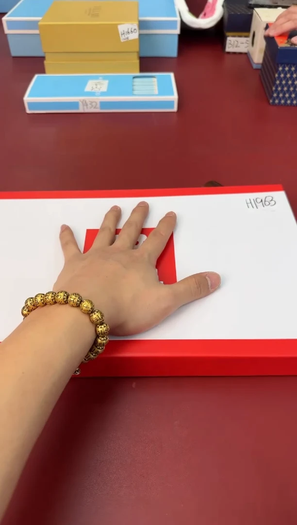 【闪购商品】瓷片新号开播全场漏@@H1963