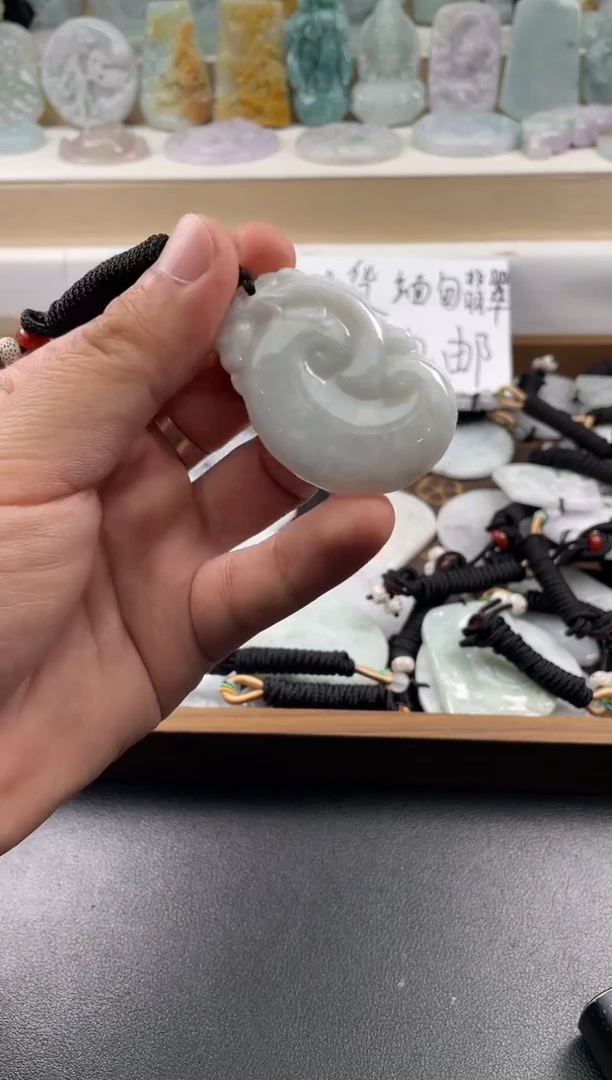 颈饰未镶嵌翡翠25/17/721