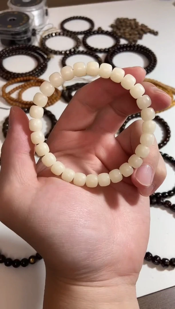 手串菩提根/象牙果8.1*7.3原色菩提根