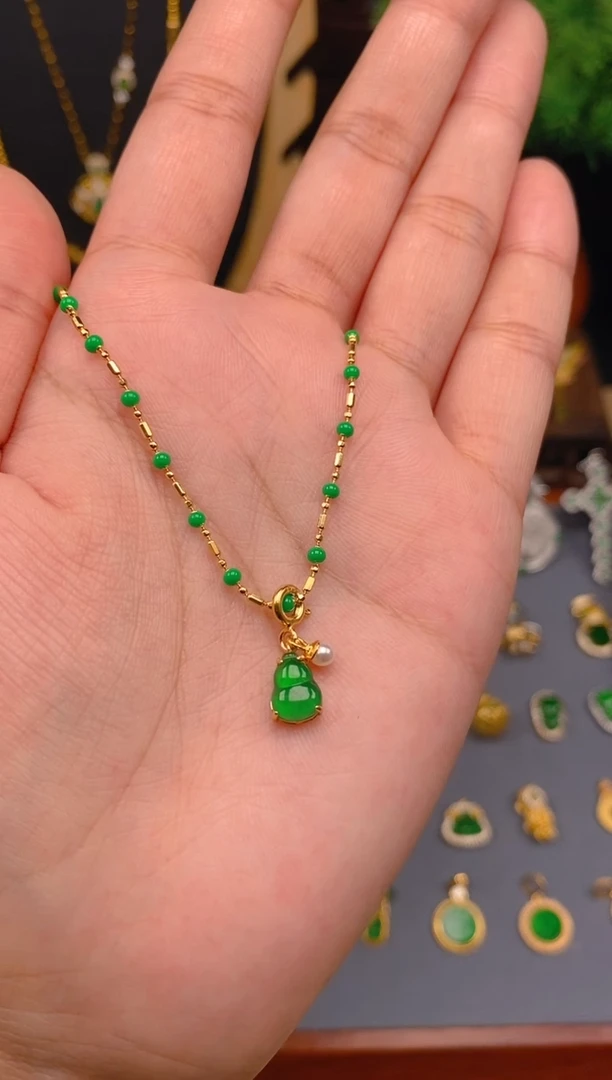 【闪购商品】翡翠吊坠(不含链)银S925镶嵌葫芦万能扣