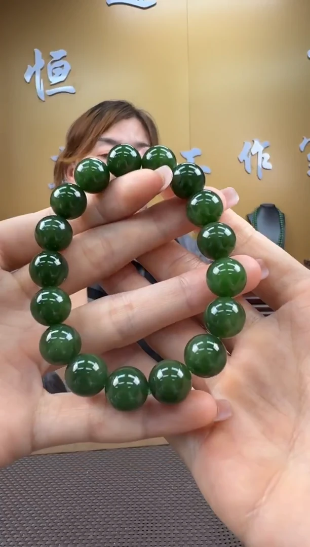 颈饰未镶嵌和田玉手串12mm