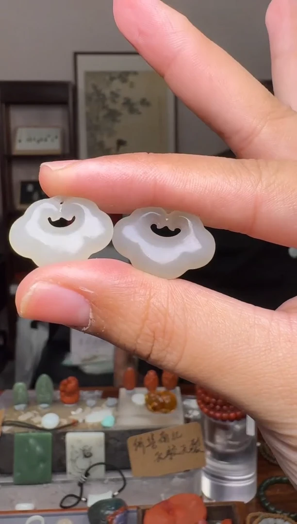 【闪购商品】和田玉挂件未镶嵌2375 多样性发其一