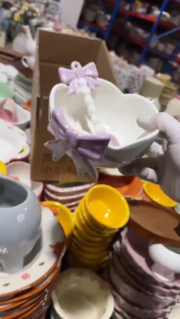 陶瓷蝴蝶结碗勺子2件套微瑕 凑满20元包邮