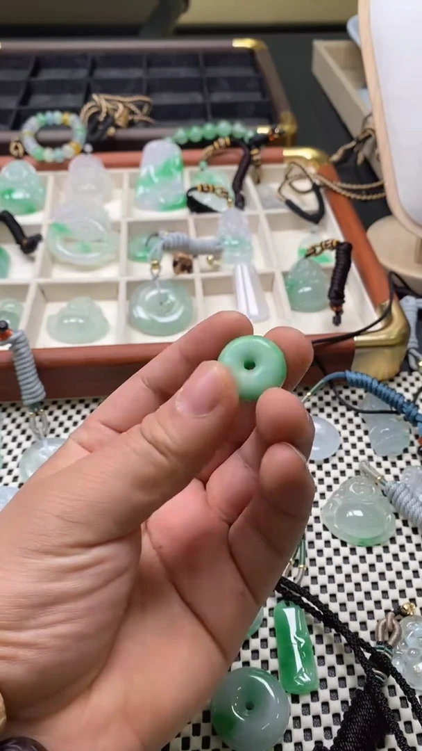未镶嵌挂件翡翠一物一拍所见即所得