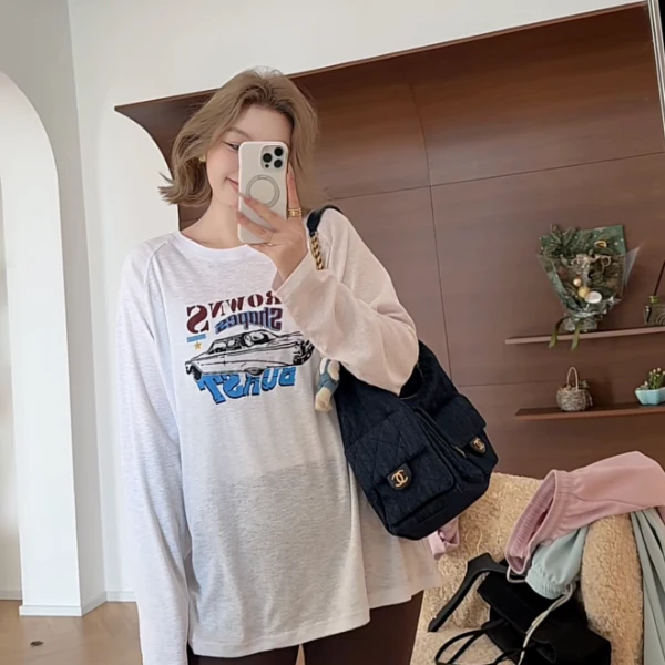 【瘦瘦】度假小汽车-春秋两色圆领宽松显瘦长袖印花打底衫S01228