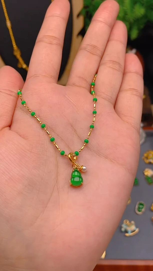 【闪购商品】翡翠吊坠(不含链)银S925镶嵌葫芦万能扣